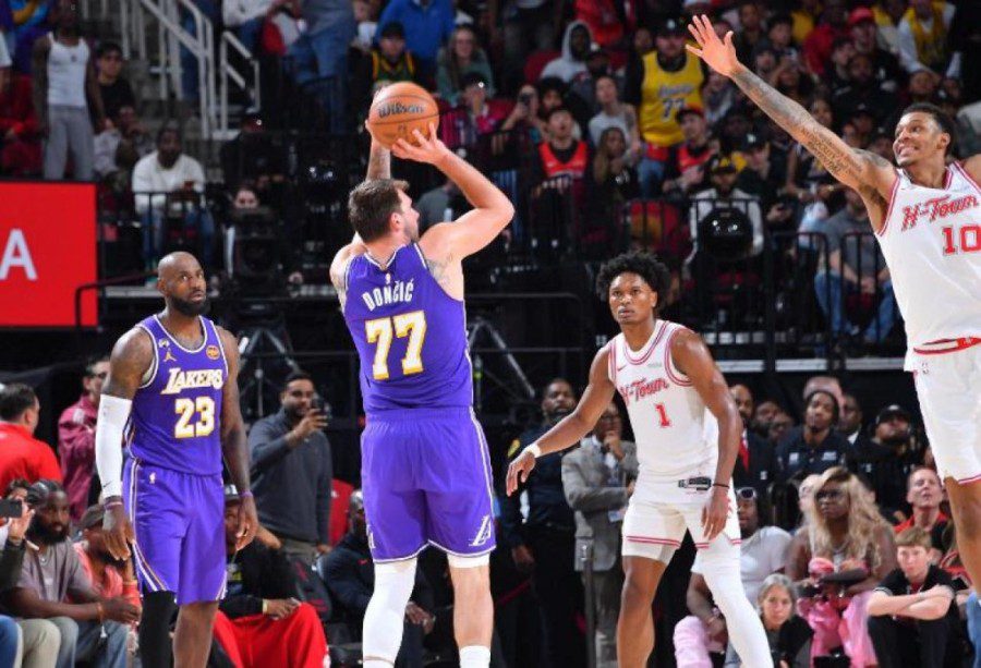 NBA: Ιστορικό ρεκόρ Λεμπρόν, 40 πόντοι Ντόντσιτς -Όλα τα αποτελέσματα (vids)