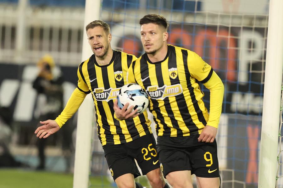 Αποθέωση για τον Λούκα Γιόβιτς