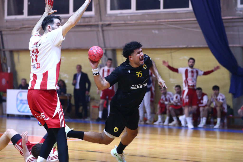 ΑΕΚ – Ολυμπιακός: Χάλασε ο ηλεκτρονικός πίνακας και διεκόπη το παιχνίδι