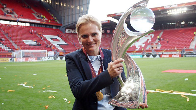 FIFA: Υποχρεωτική παρουσία γυναίκας στο τεχνικό τιμ σε όλες τις διοργανώσεις