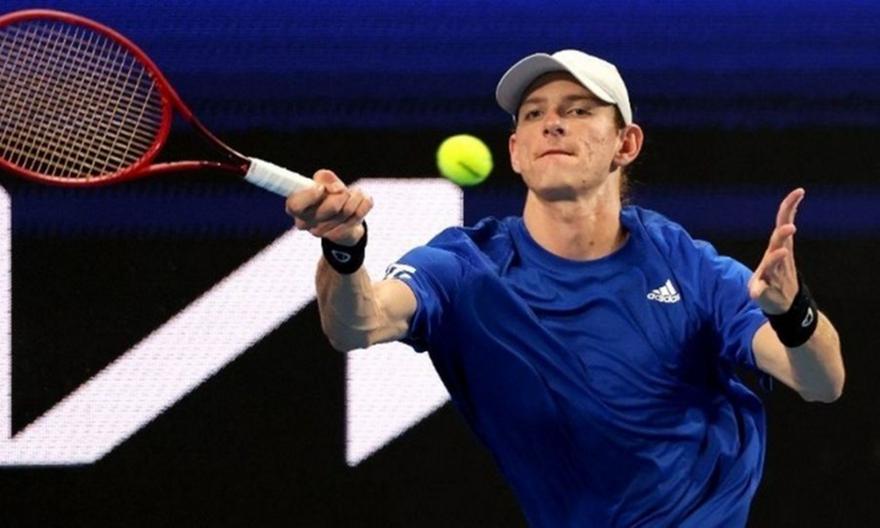 Wimbledon: Για την ιστορική πρόκριση ο Σακελλαρίδης απέναντι στον Τάρβετ – Η ώρα και το κανάλι του αγώνα