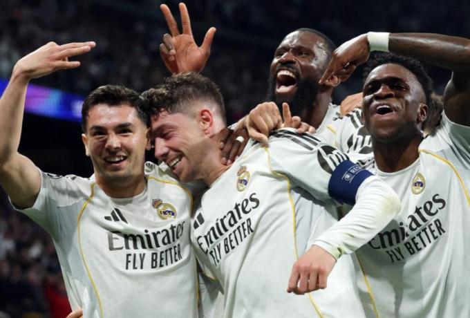 Ρεάλ Μαδρίτης – Μάντσεστερ Σίτι: Τρομερός Βαλβέρδε με χατ-τρικ (vid)