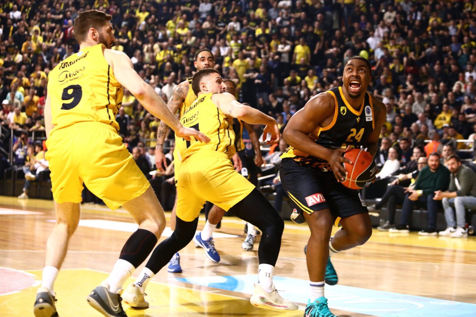 Έχασε αλλά δεν… χάθηκε η ΑΕΚ: Ηττήθηκε στις λεπτομέρειες από τον Άρη και «φουλ» για Μπανταλόνα!