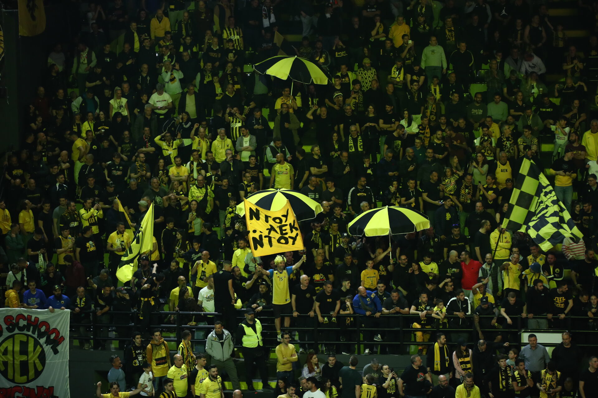 ΑΕΚ – Μπανταλόνα: Εικόνες από τη «καυτή» Sunel Arena (ΦΩΤΟ)