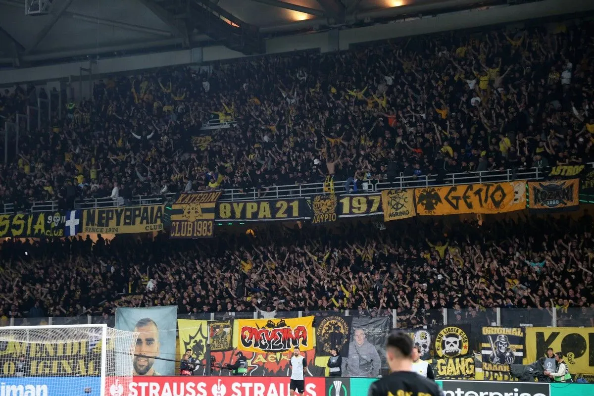 Συγκλονιστικός ο λαός της ΑΕΚάρας: Πρώτη σε προσέλευση κόσμου η Αγιά Σοφιά στα προημιτελικά του Conference League!