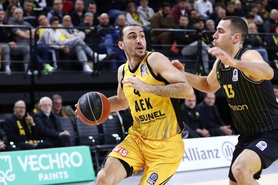 ΑΕΚ: Τραυματίες οι Χαραλαμπόπουλος και Κατσίβελης ενόψει Μπανταλόνα