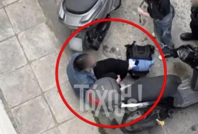 Παγκράτι: «Με χτύπησε και μου έσπασε το πόδι» – Η συγκλονιστική μαρτυρία της 23χρονης