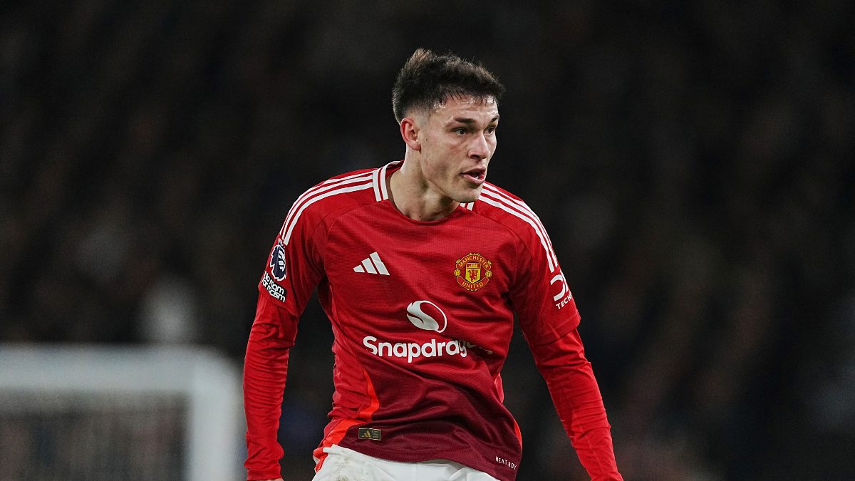 «Ενδιαφέρεται για τον Ουγκάρτε η Νιούκαστλ»