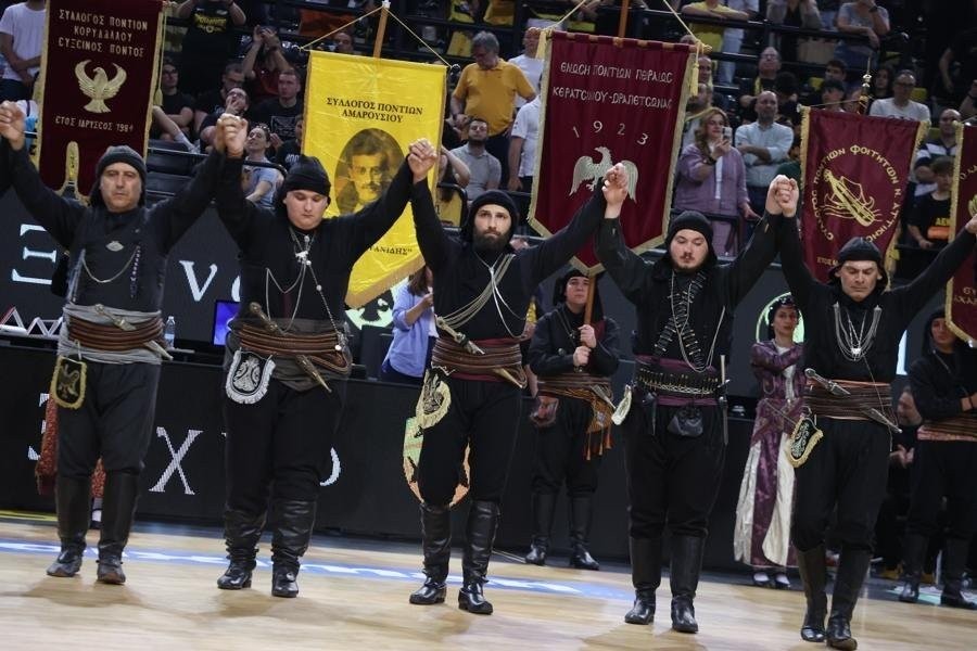 ΑΕΚ: Το συγκινητικό βίντεο για τη Γενοκτονία των Ποντίων και τη μοναδική ατμόσφαιρα στη Sunel Arena (VIDEO)
