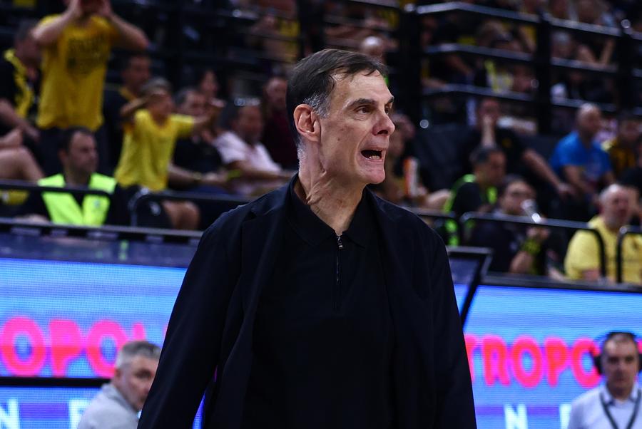 Μπαρτζώκας: «Συγχαρητήρια στην ΑΕΚ για όλη τη σεζόν»