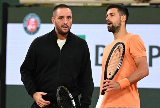 Με Τροΐτσκι στο πλευρό του ο Τζόκοβιτς στο Roland Garros