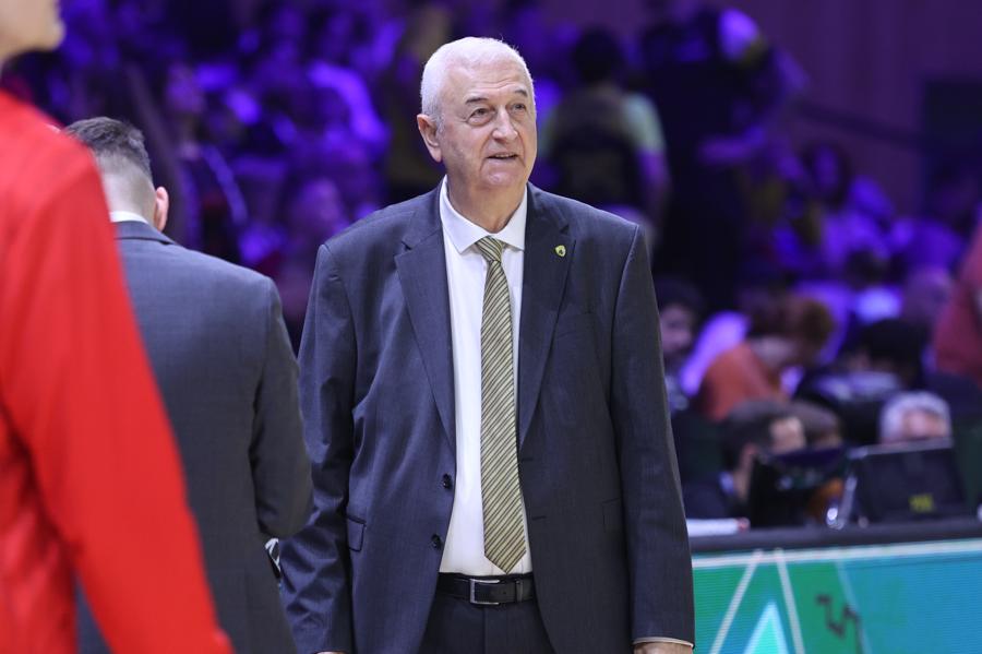 Σάκοτα: «Λυπάμαι για τον κόσμο, τους παίκτες, το σωματείο, αλλά είμαστε καλύτεροι από πέρυσι και του χρόνου ελπίζω να είμαστε ακόμα καλύτεροι»