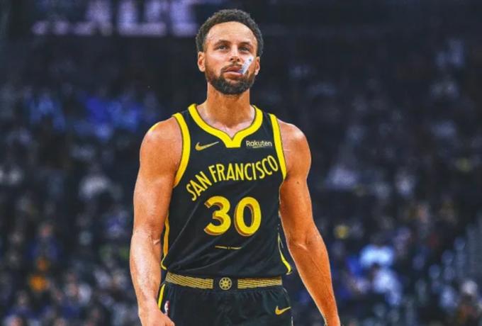 NBA: Ο Στεφ Κάρι θέλει να μείνει στους Ουόριορς μέχρι τις 20 σεζόν και να πάρει άλλο ένα πρωτάθλημα