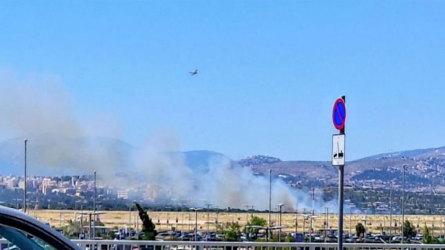 Φωτιά τώρα στα Σπάτα: Συναγερμός κοντά στο προπονητικό κέντρο της ΑΕΚ