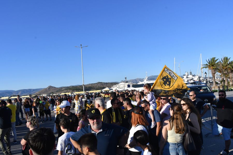 «Τρέλα» και στο Ναύπλιο για την πρωταθλήτρια ΑΕΚ!