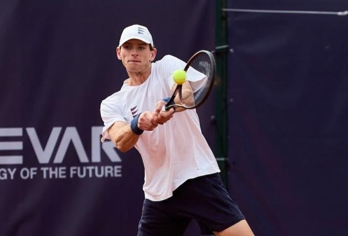 Σακελλαρίδης: Μια νίκη μακριά από το Wimbledon
